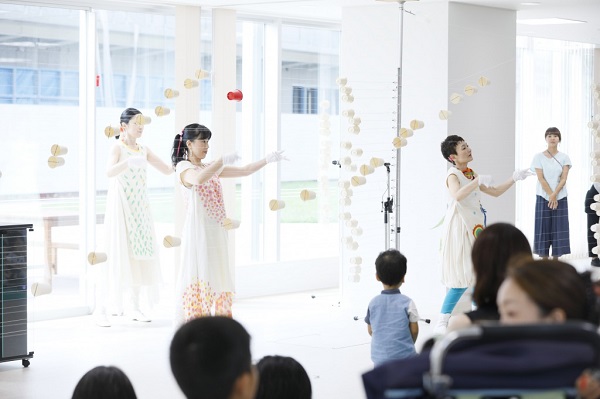 水嶋一江&ストリングラフィ・アンサンブル 0歳から楽しめる「糸の森の音楽会」