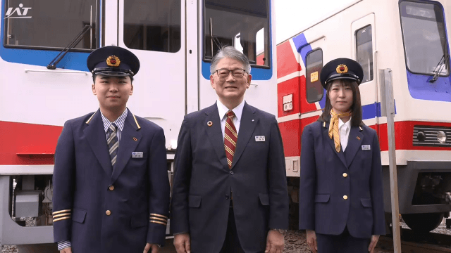 三陸鉄道で入社式     沿岸出身の２人「憧れの会社に入ると実感」【岩手・宮古市】