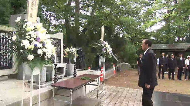 全日空機・自衛隊機衝突事故から５５年　慰霊碑に献花【岩手・雫石町】