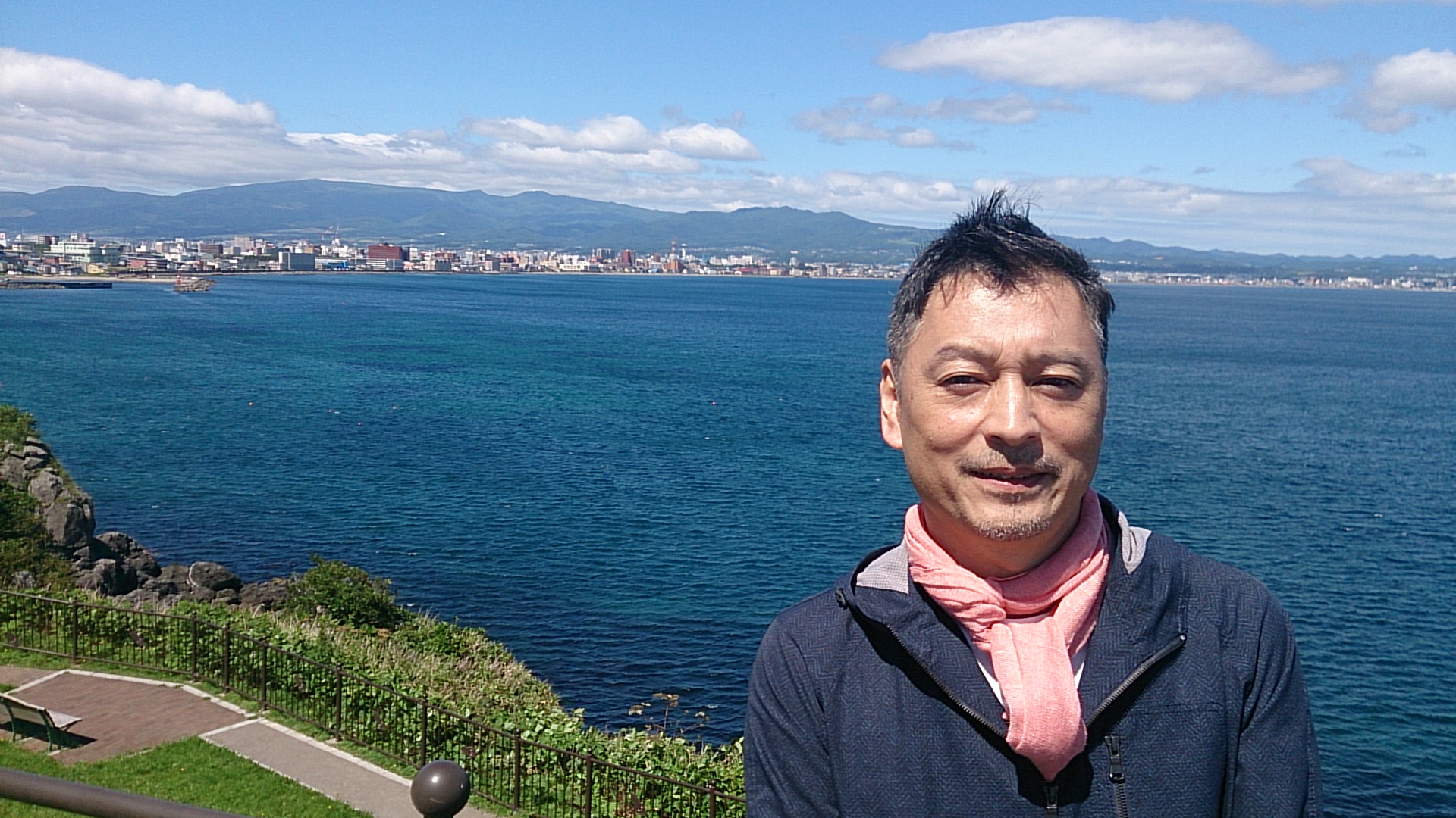 函館から津軽海峡を望む