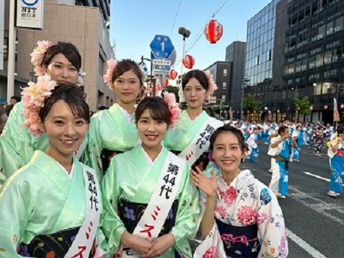 夏の風物詩　盛岡さんさ踊り